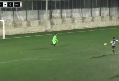 Keeper's hilarious air swing blunder is an all-time head scratcher